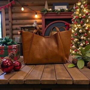 🦄 Portland Leather Medium Verona in Mondelo Brandy!